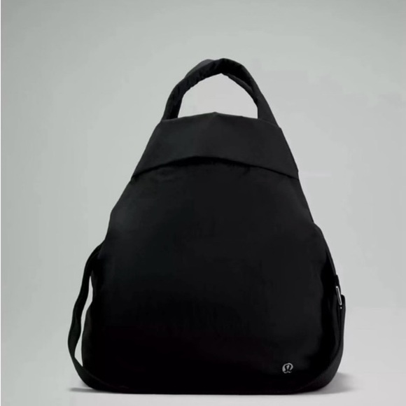 Lululemon bag - Picture 3 of 5